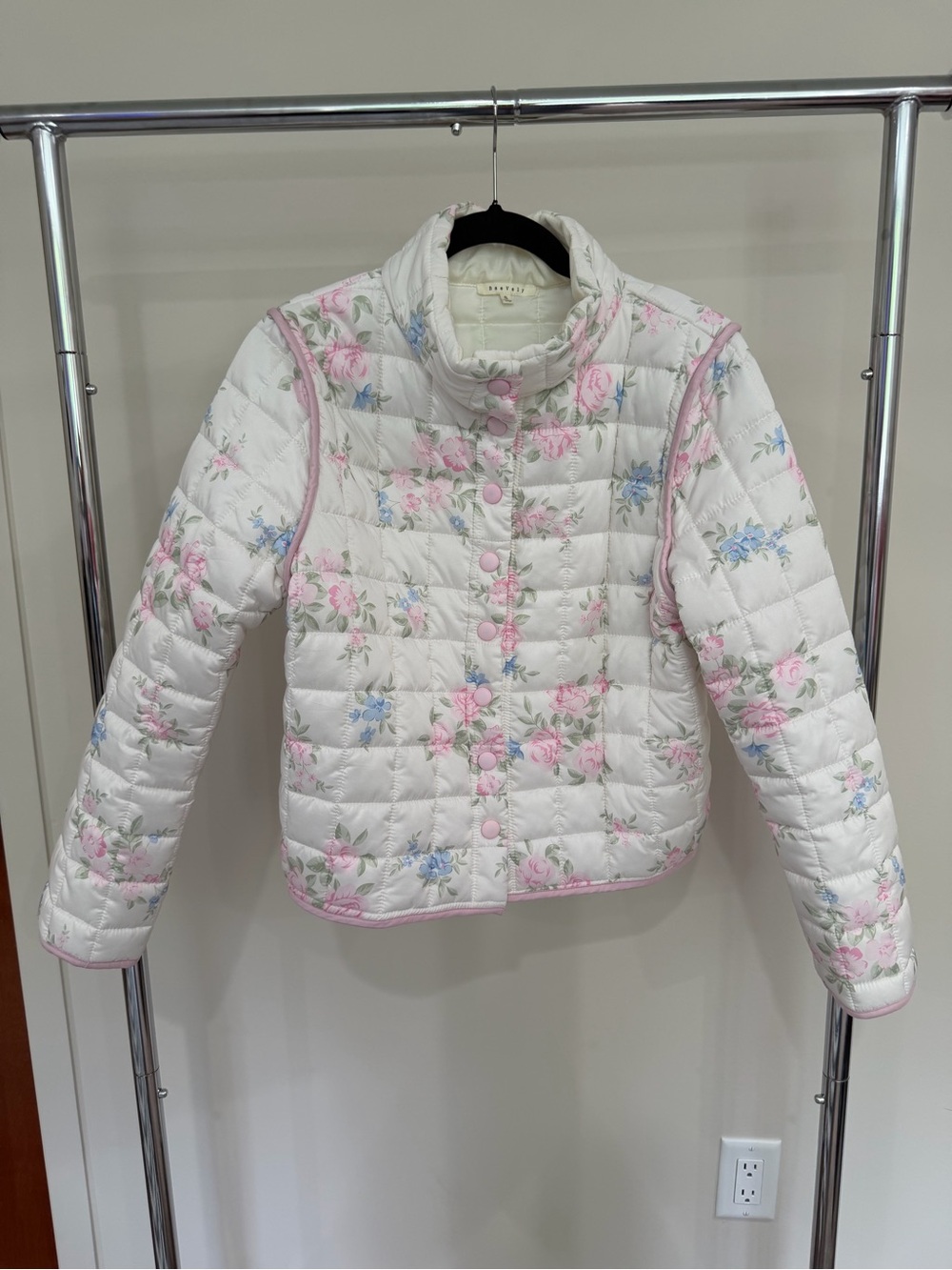 Love shack fancy bootleg WHITE FLORAL QUILTED JACKET size small